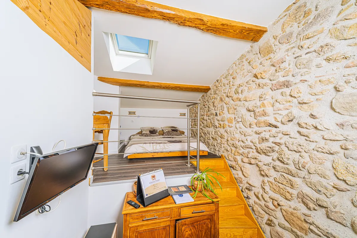 Chambre double l'étable au Château de Villelongue, dans l'Aude, Pays Cathare, animaux admis